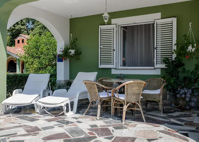 Davorka Apartament *